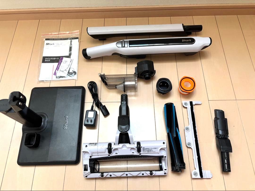 Shark コードレススティッククリーナー　CS300J
