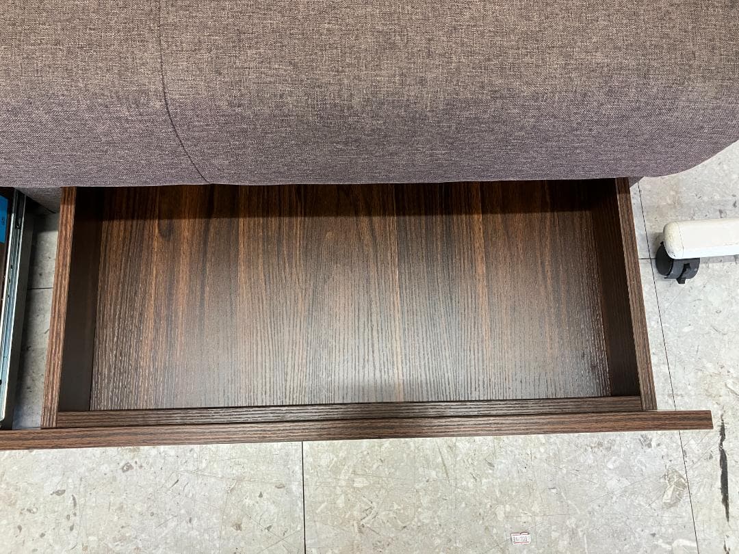 モダンデコ 2～3人掛け収納付き多機能ソファ ブラウン