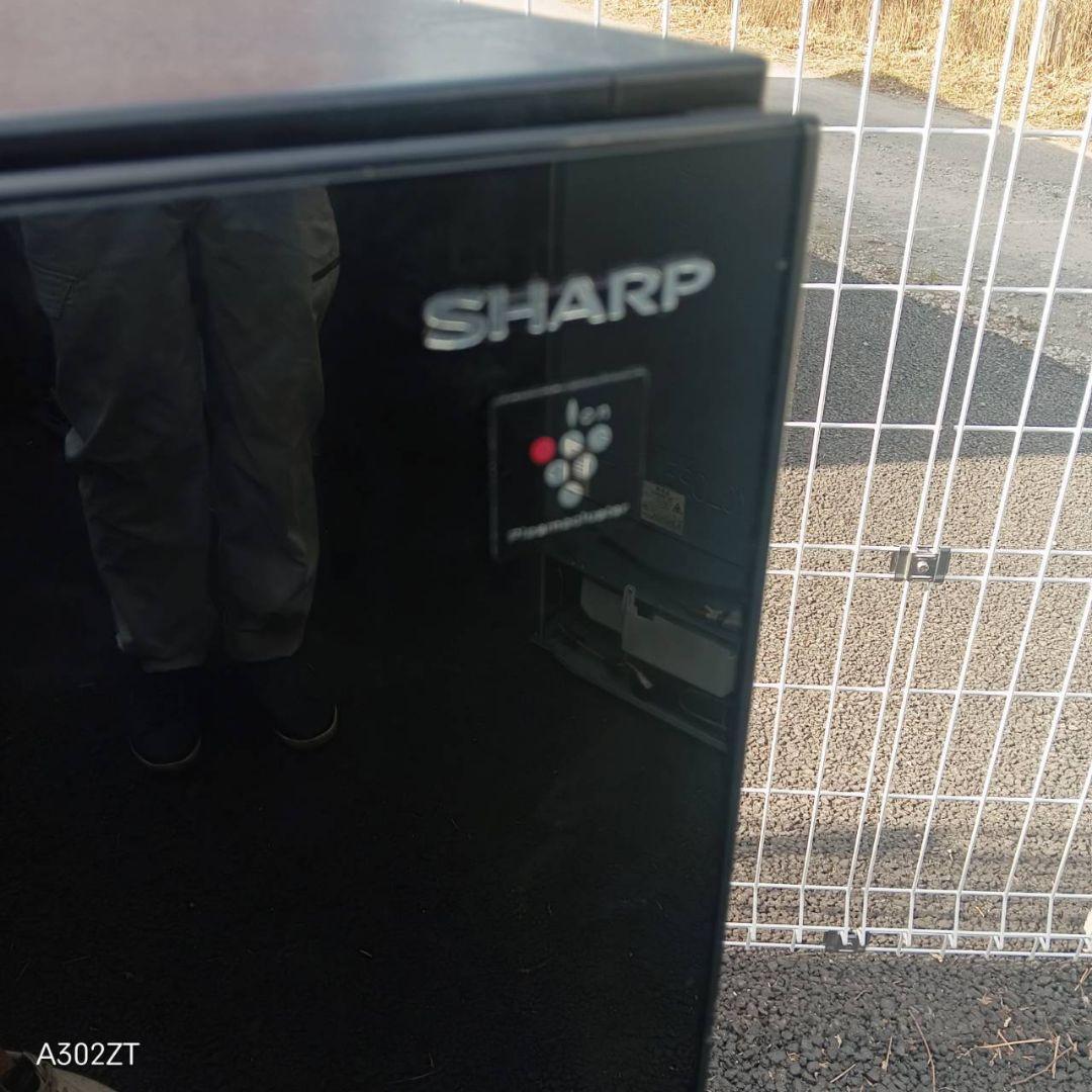 A02B5 安心保証付　SHARP　2ドア　ガラスデザイン　冷蔵庫　137L
