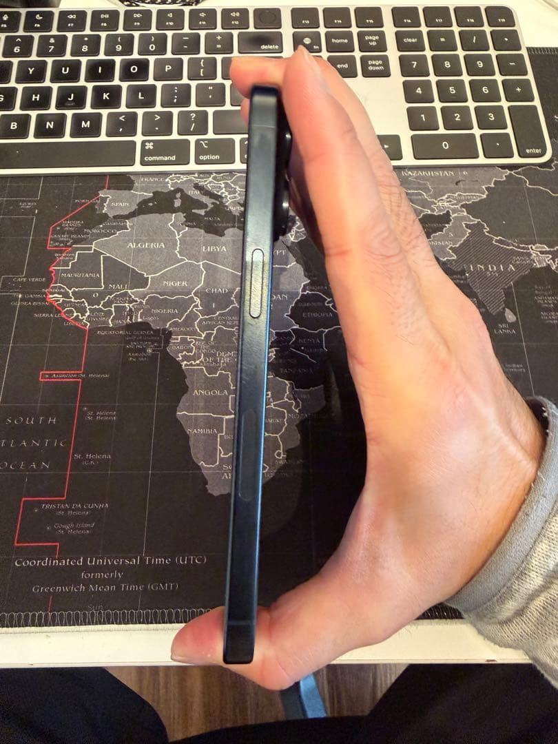 【北米版】Apple iPhone 15 Pro Max 256GB 本体