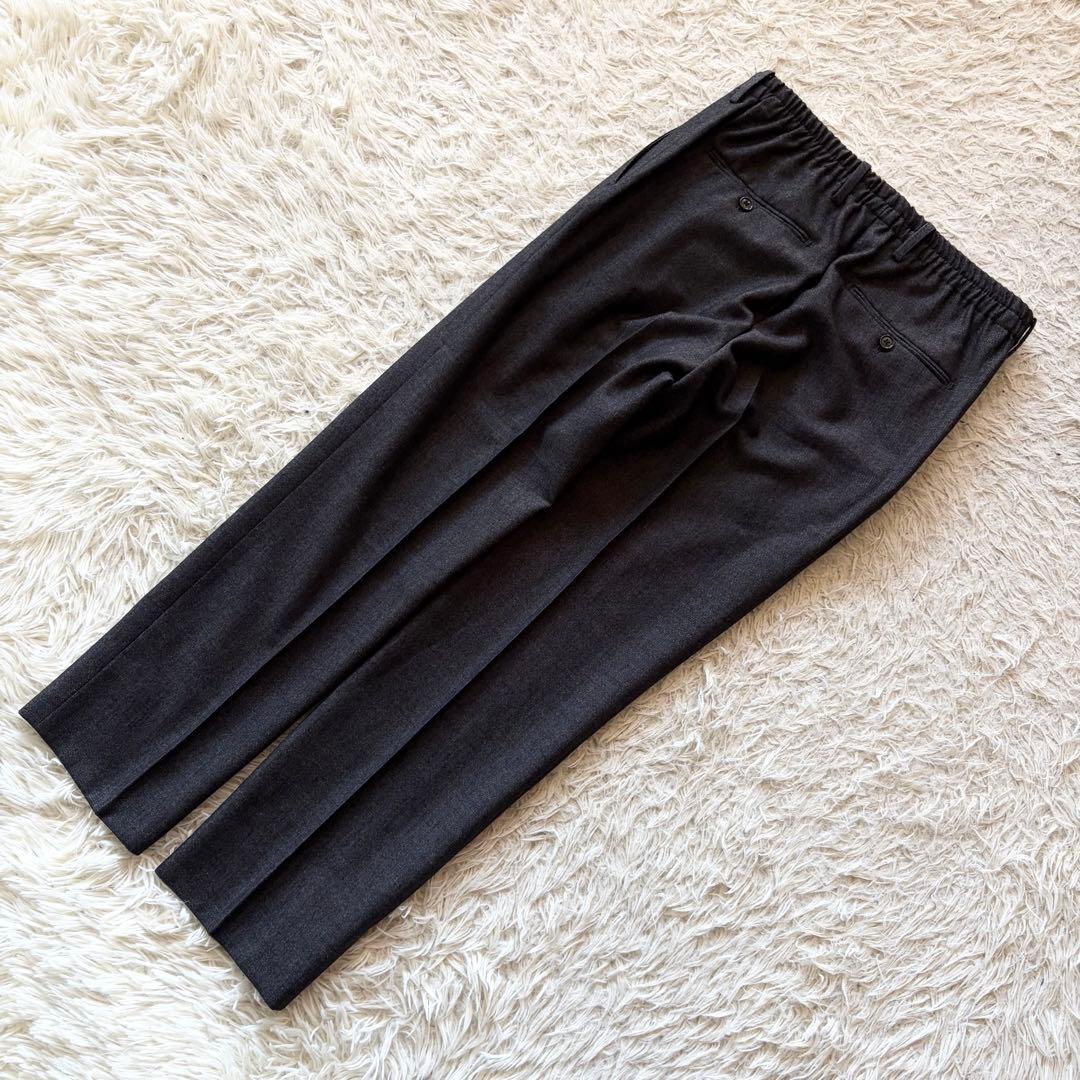 <極美品>LARDINI easy wear 新ロゴ グレー ウールスーツ 46