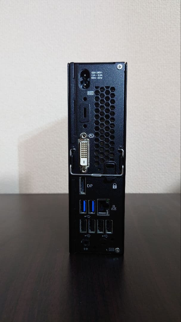 ミニPC ESPRIMO Q558/B Windows11 SSD500GB