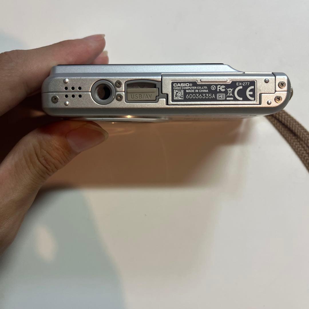 CASIO EXILIM EX-Z77 シルバー バッテリー付き