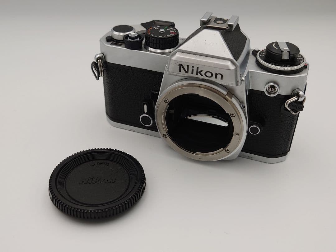 完動品 ニコン NIKON FE フィルムカメラ ボディ シルバー