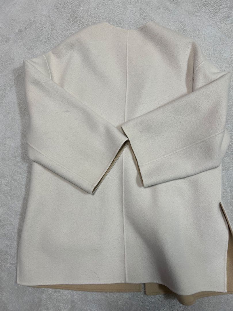 p*e様 UNITED ARROWS　バイカラー リバー　ミドルコート