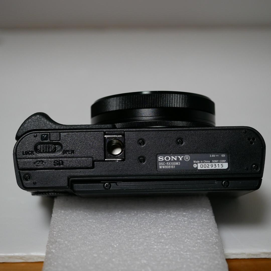 ★美品★高性能コンパクトカメラソニ－ サイバ－ショット DSC-RX100M3★