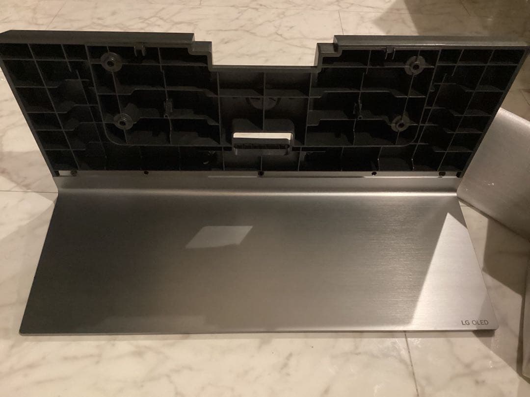 OLED77G2PJA用スタンドとカバー