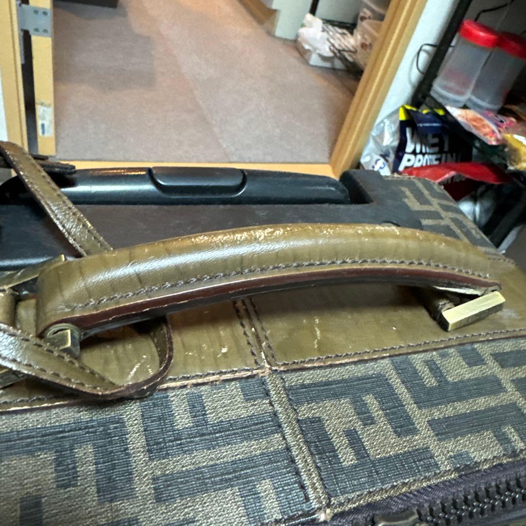 FENDI FFロゴボストンバッグ