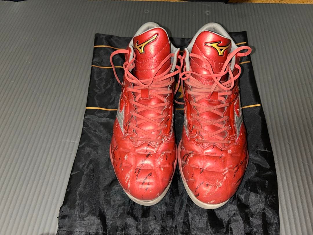 ミズノプロ　クッションレボ　ミドルカット