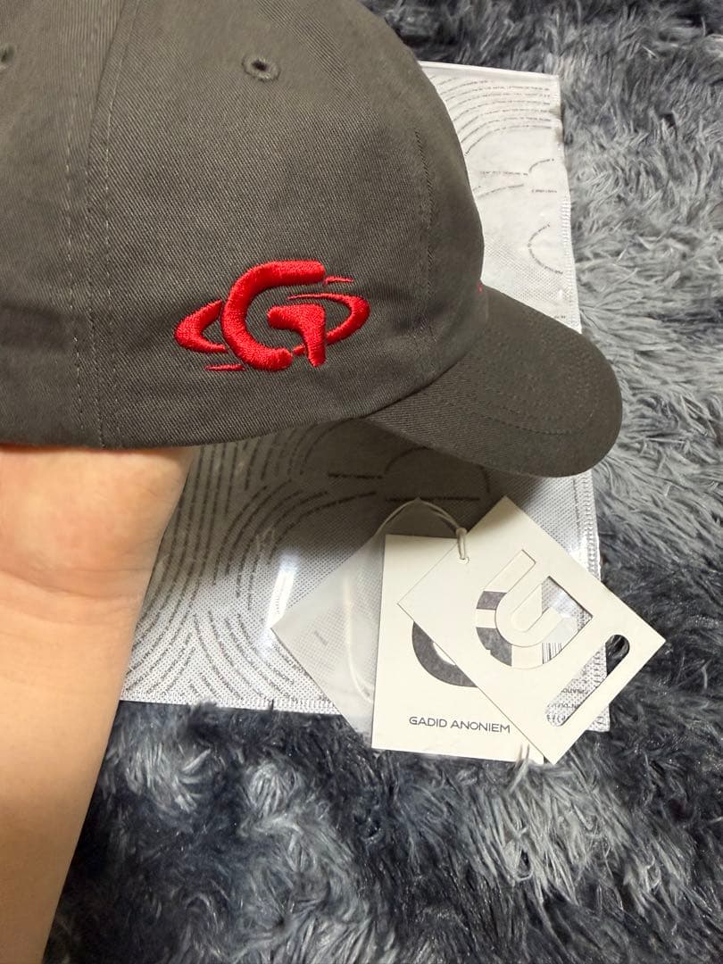 GADID ANONIEM キャップ