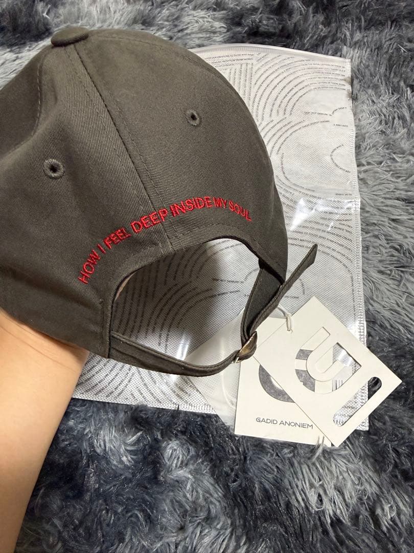GADID ANONIEM キャップ