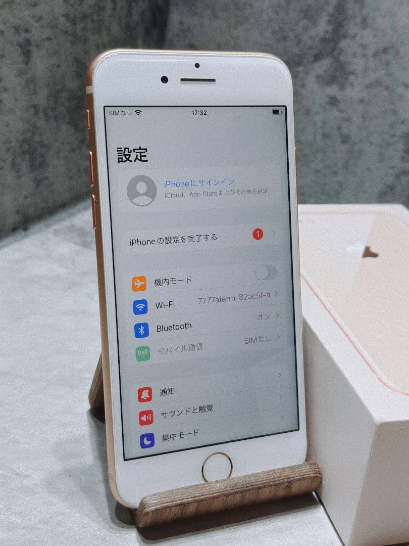 iPhone8 64GB SIMロック解除済み
