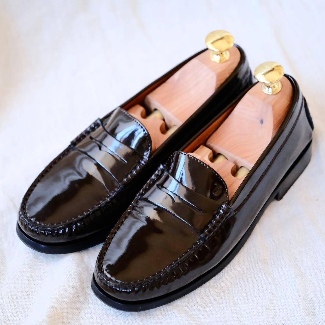 TOD’Sトッズ　パテントドライビングローファー　茶35