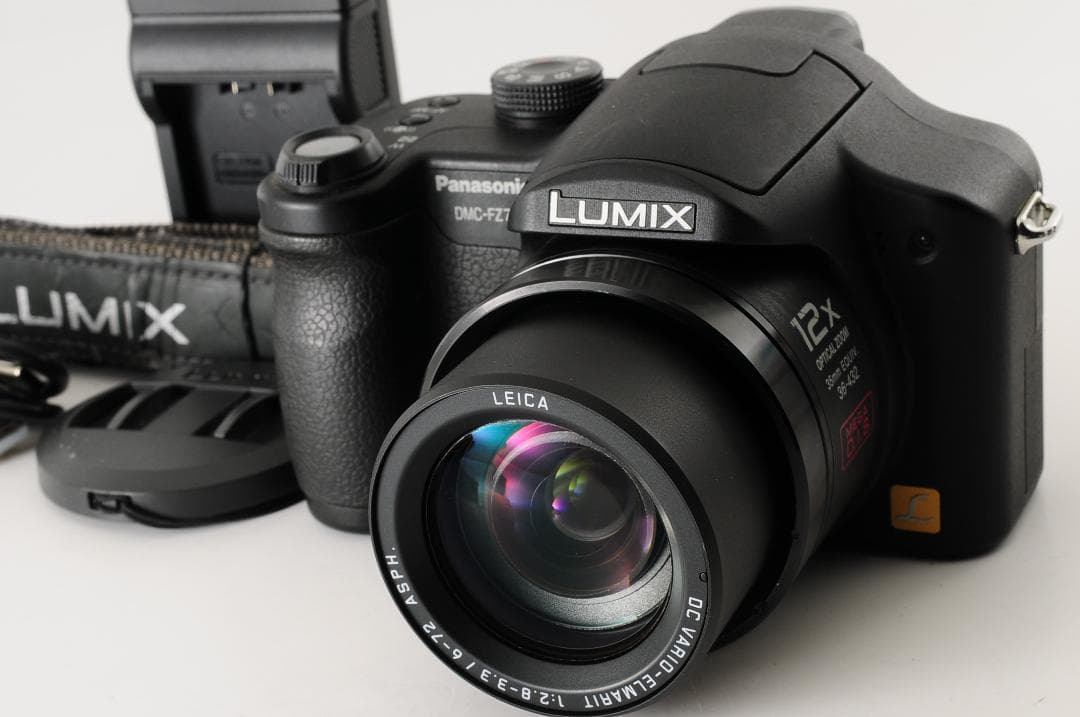 【美品】 パナソニック Panasonic LUMIX DMC-FZ7 #319