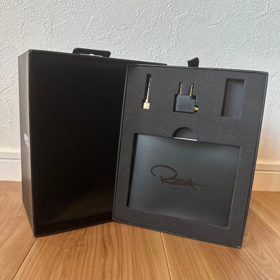 ヘッドホン WeSC Chambers by RZA Premium Headphone