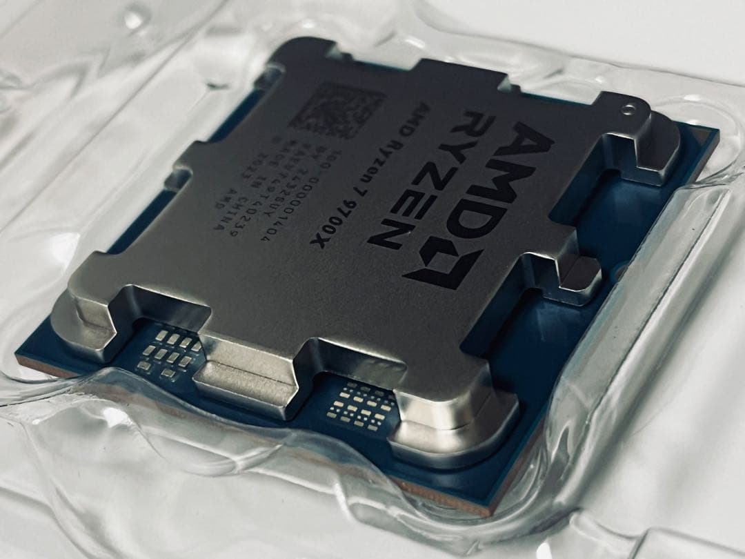 【新品バルク品】AMD RYZEN 7 9700X 8C/16T AM5 CPU