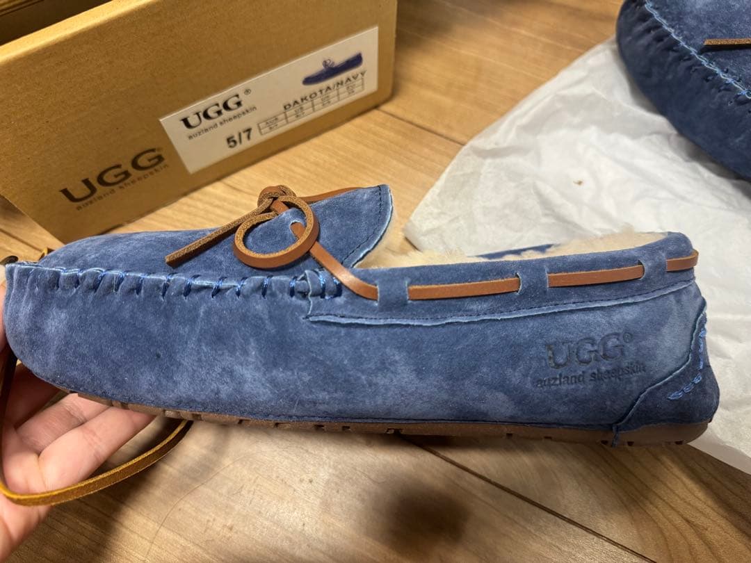 UGG アグ モカシン ダコタ