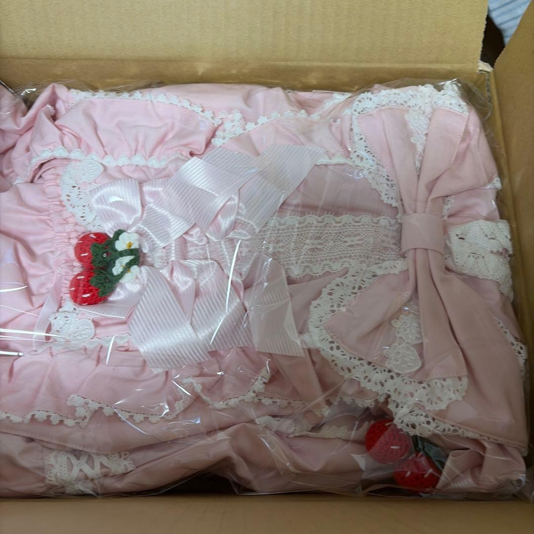 ゆらゆらいちごのStrawberry Gardenジャンパースカート　ピンク