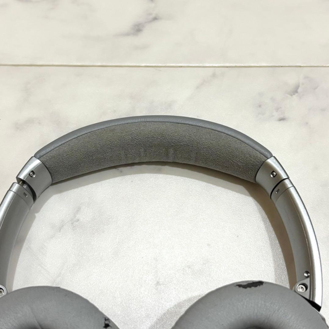 美品✨BOSE ヘッドホン QuietComfort35 廃盤カラー シルバー