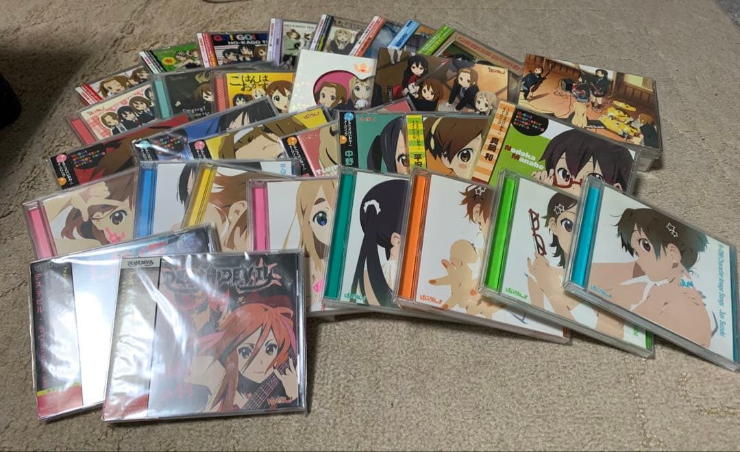 けいおん CD31枚 ライブイベントDVD2枚 等身大布ポスター9枚 セット売り