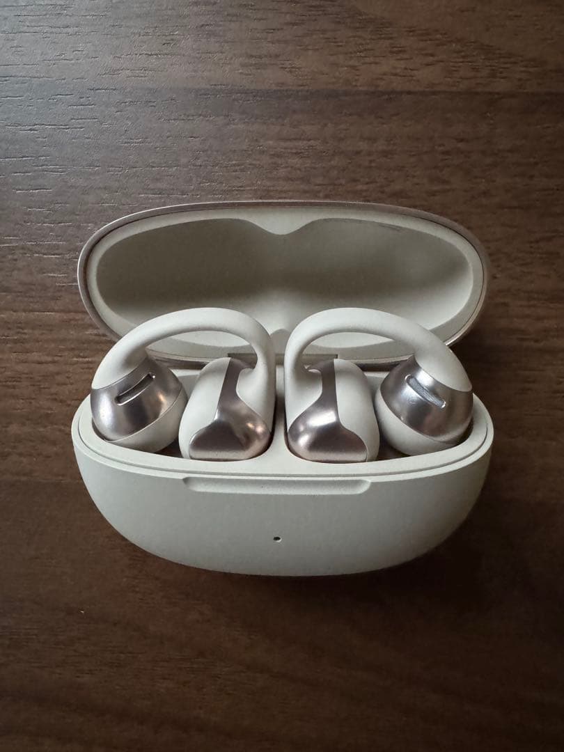 SHOKZ 骨伝導ワイヤレスイヤホン ホワイト・シルバー