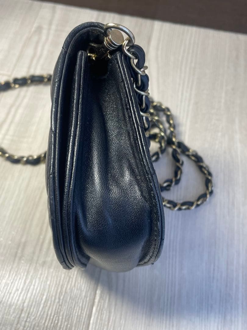 CHANEL キルティング ショルダーバッグ　マトラッセ チェーンショルダー