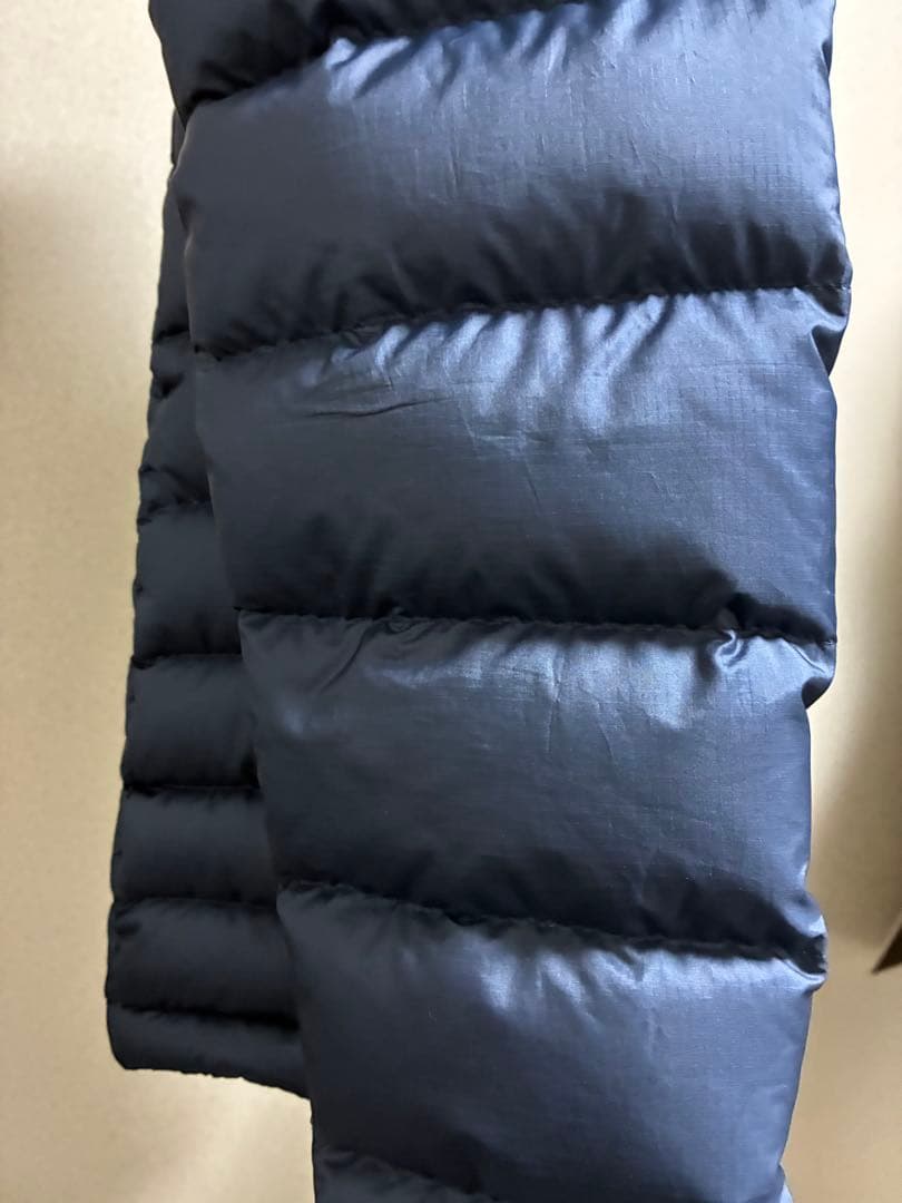 ハイロフトダウンフーディ　ネイビー　XS