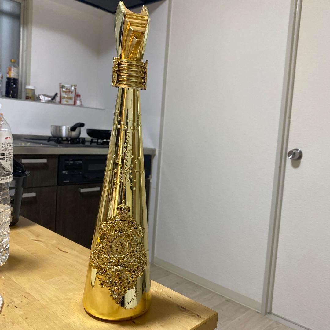 Diana (ダイアナ) 500ml ゴールドボトル