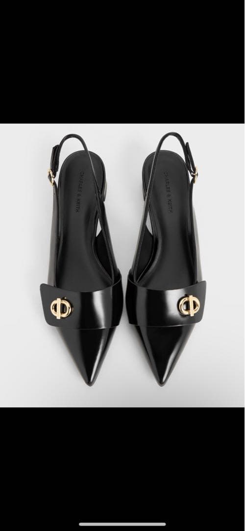 ブラック ポインテッドトゥ スリングバックミュール