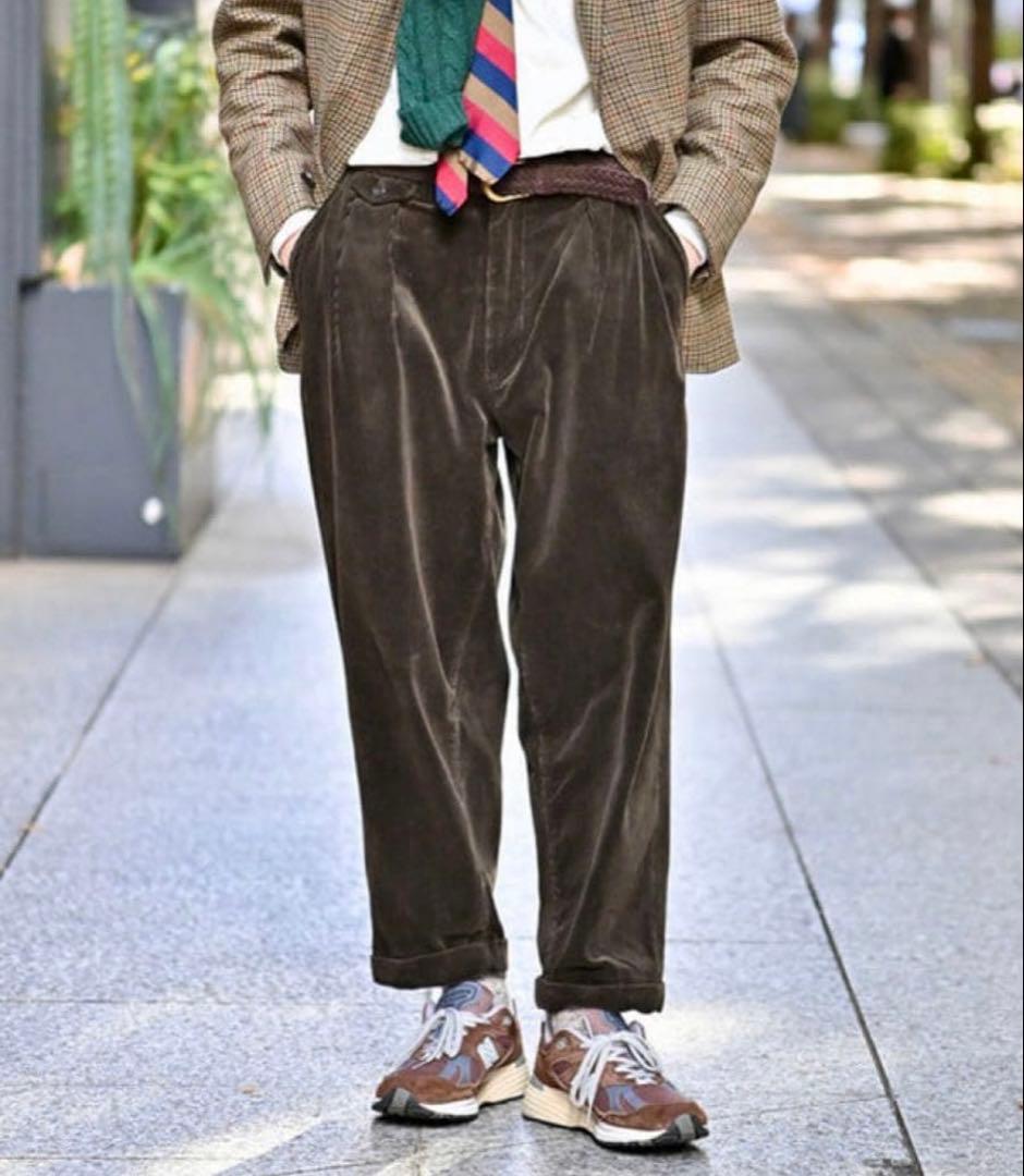 BEAMS PLUS 2プリーツ チノトラウザーズパンツ コーデュロイ　M