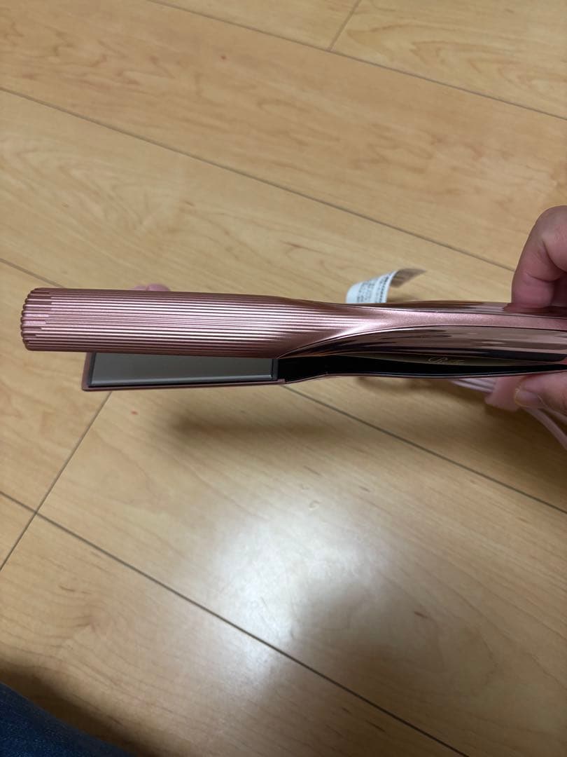 h*u様 ReFa ストレートアイロン プロ 最新モデル