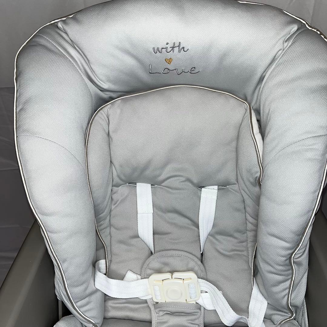 【美品】アップリカ ユラリズム スマート プレミアム ウィズ ラブ