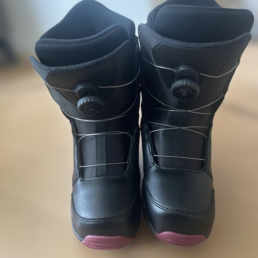 女性用スノーボードブーツ ダイヤル式　FLOW 美品　24.5㎝