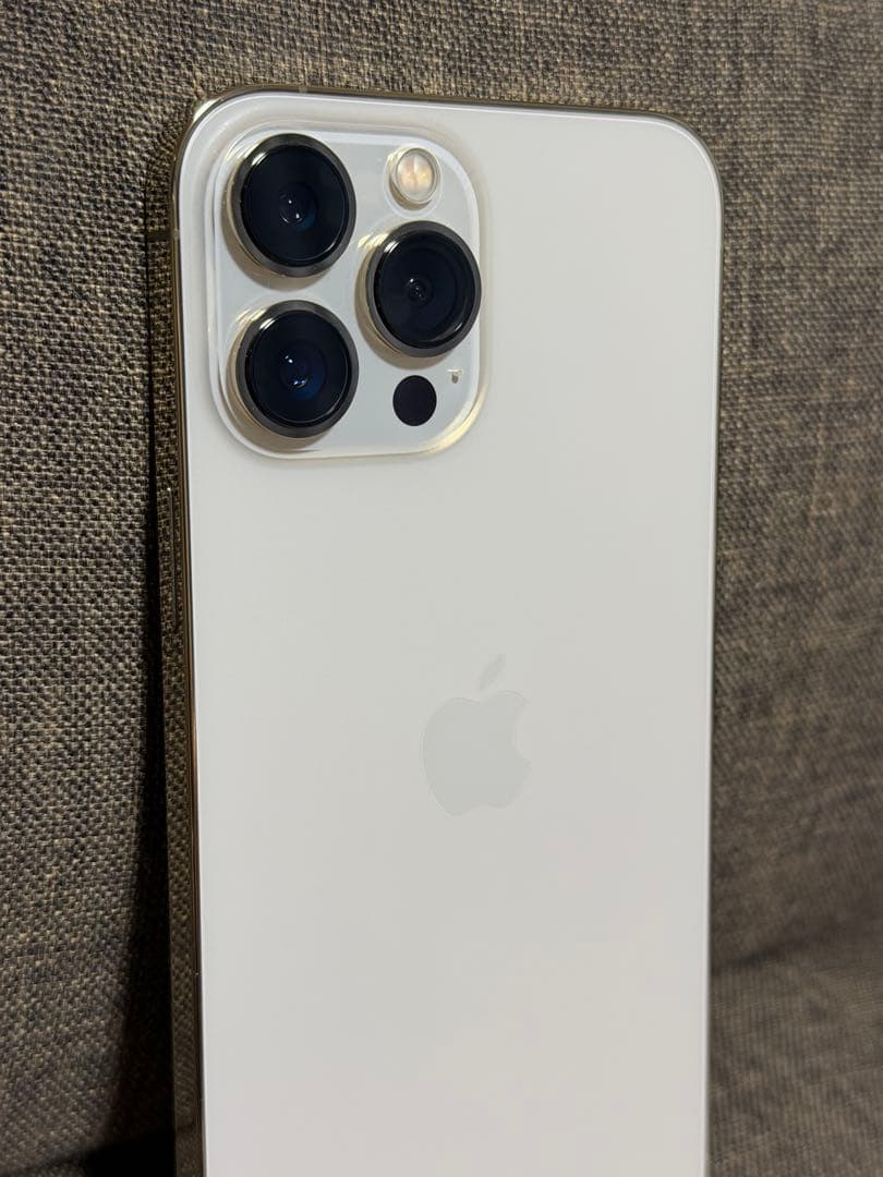 Apple iPhone 13 Pro Max ゴールド 本体 [アクセ付き]