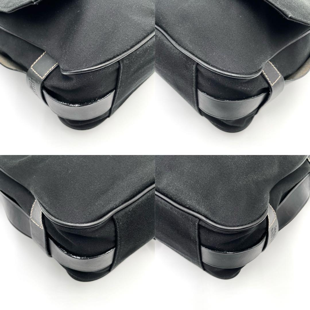 Jean Paul GAULTIER ショルダーバッグ　メッセンジャー　ブラック