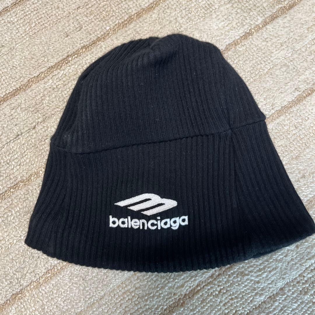 バレンシアガ ニット帽 黒