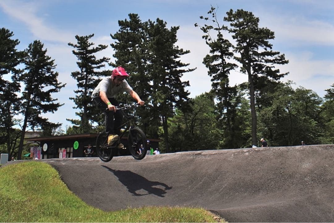 sonyEレンズ　銘品TAMRON28mm F2.8 BBARNikonフード付