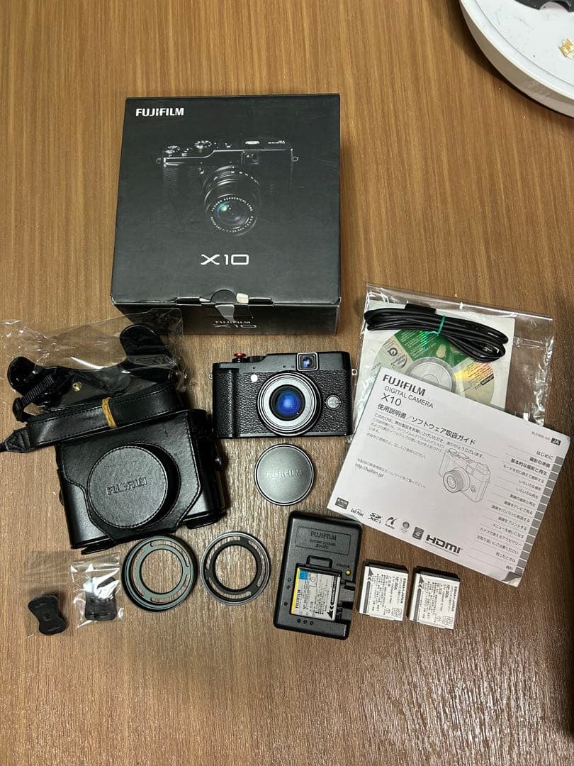 【S/H様】FUJIFILM X10 デジタルカメラ 【良品・付属品多数】