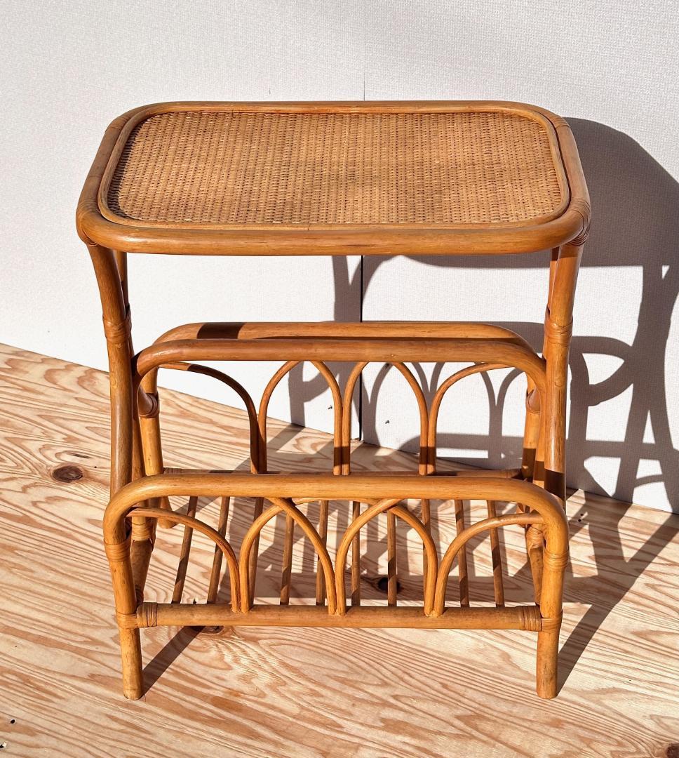 極美品！　ラタン　マガジンラック付きサイドテーブル　美しい曲げ木の造形！
