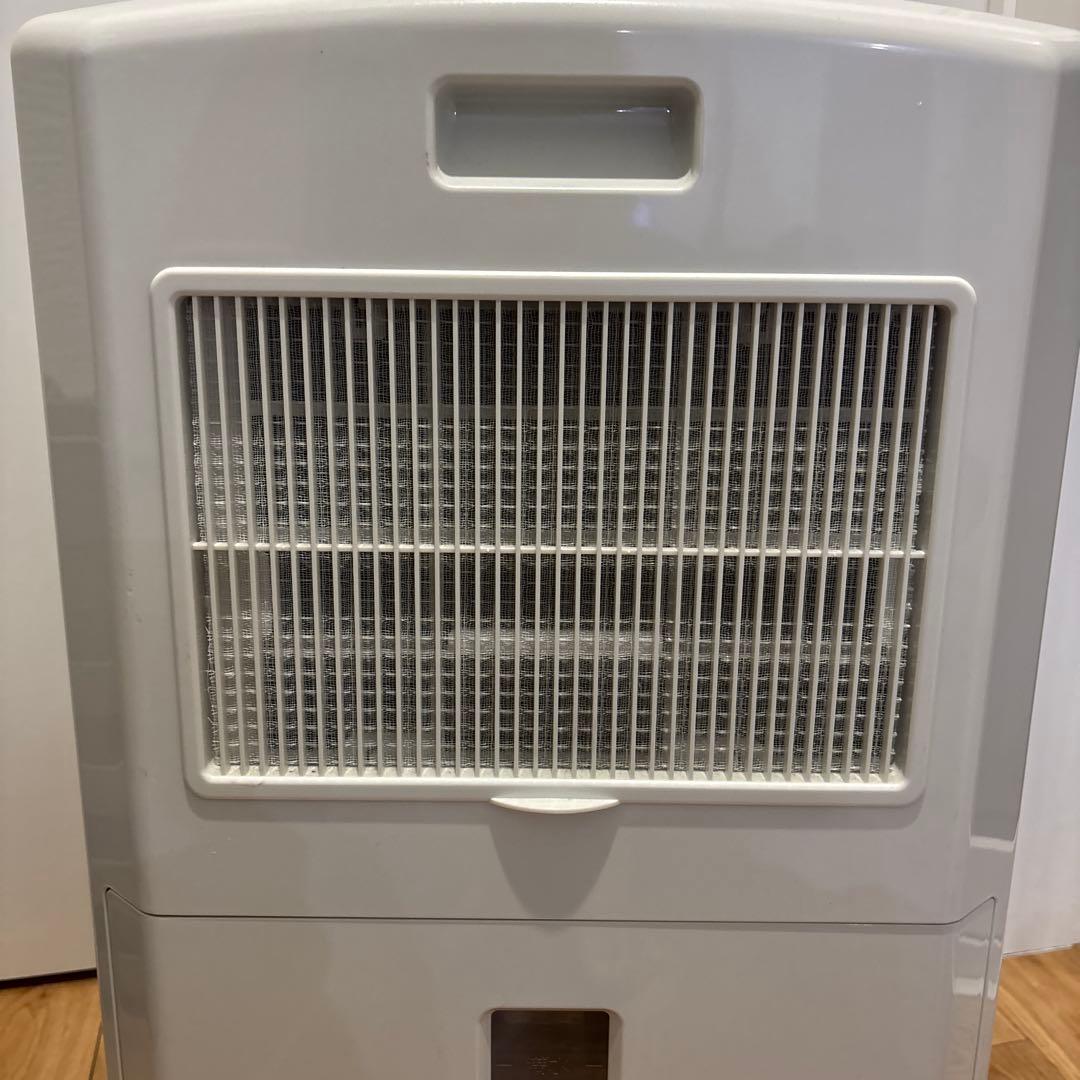 コロナ冷風　衣類乾燥除湿機. 2020年製