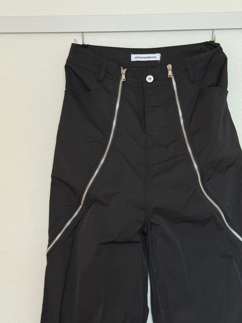 FFFPOSTALSERVICE Zip Trouser パンツ