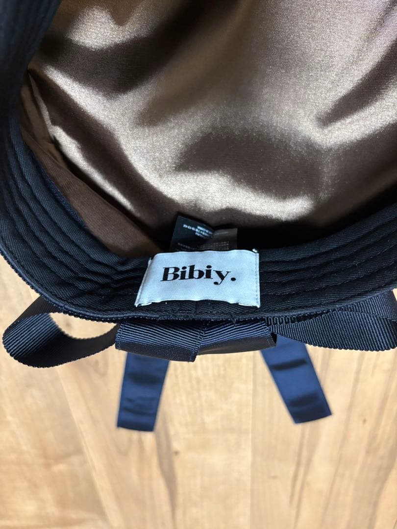 Bibiy. ビビィ　MONIQUE BERET