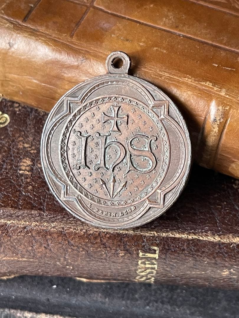 ブロンズアンティークメダイ　キリスト　荊の冠