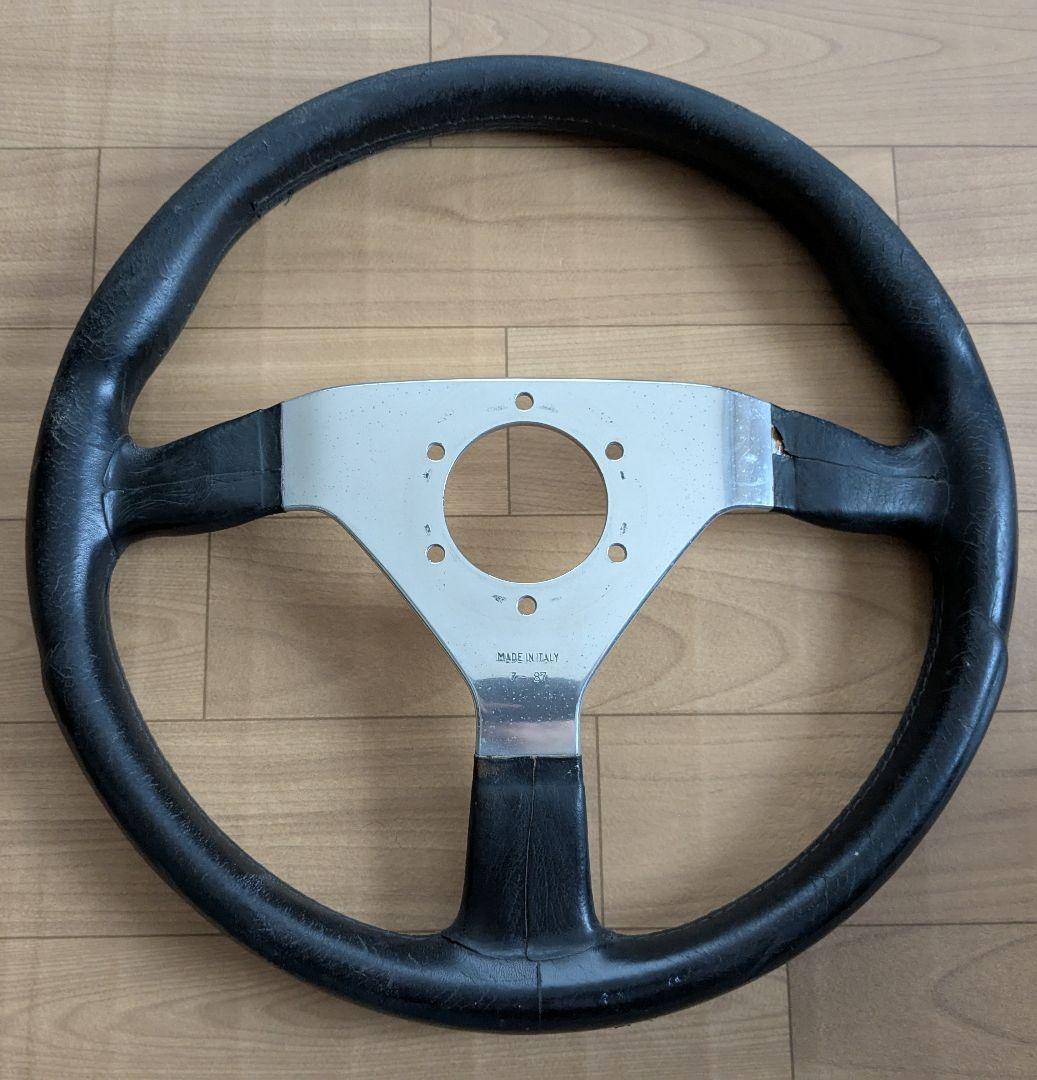 ★MOMO ステアリング ベローチェ★