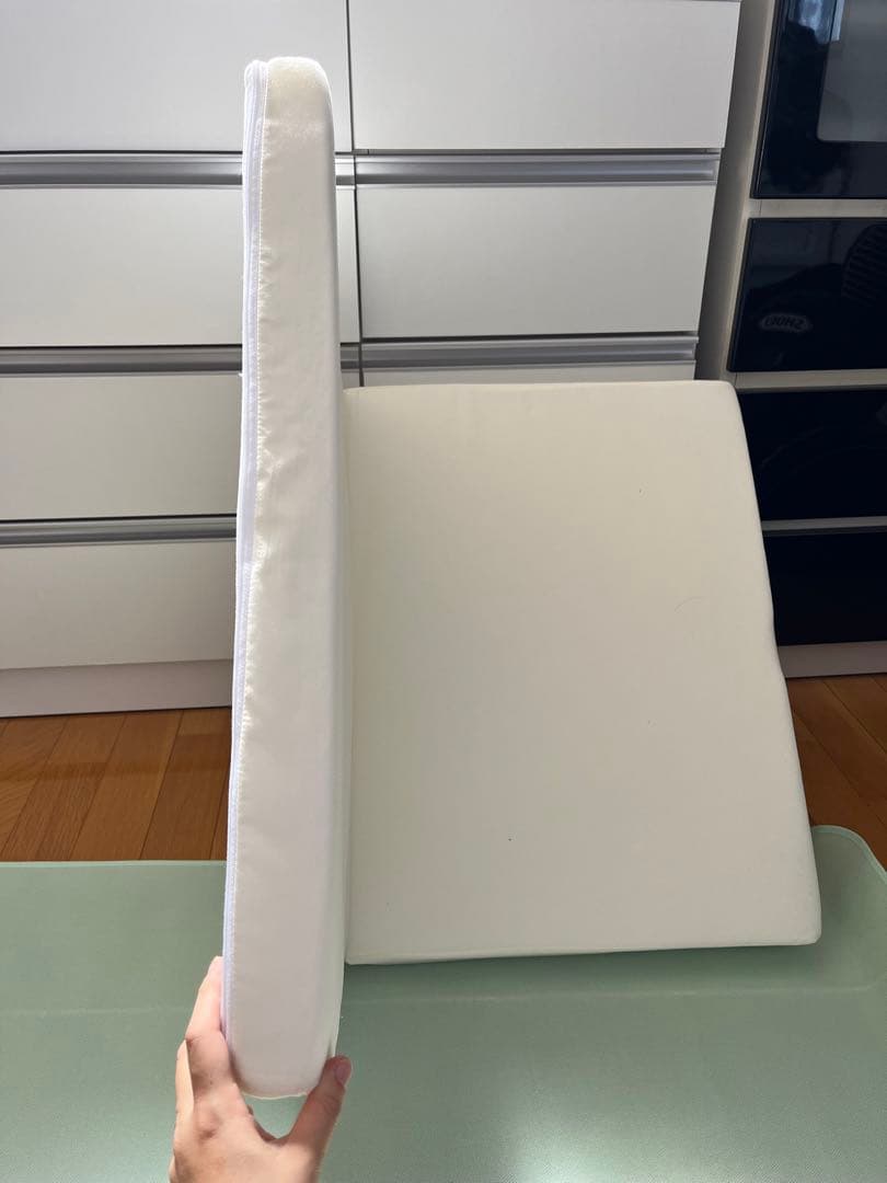 カトージ KATOJI ミニサイズ ベビーベッド クリーム色 付属品付き セール