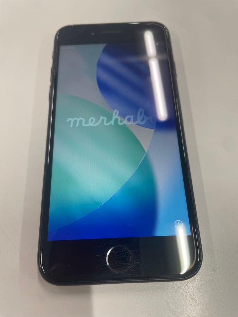 Apple iPhoneSE第二世代　本体 バッテリー84%