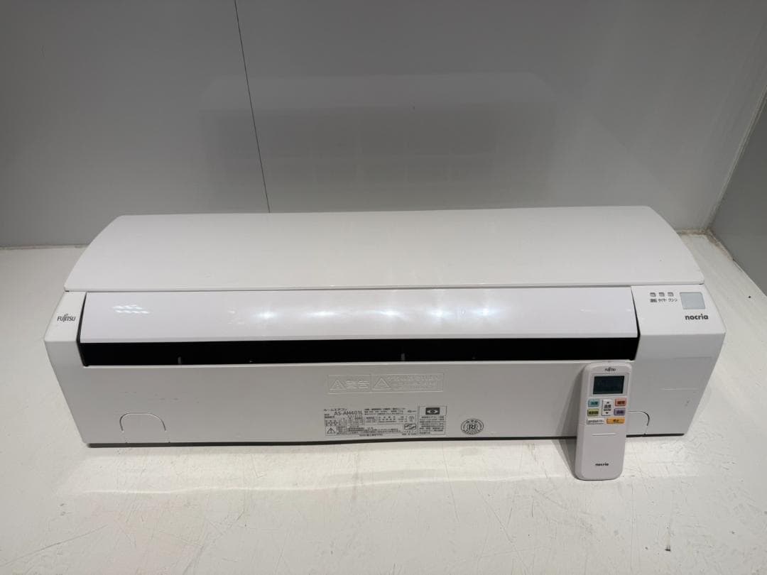 303　FUJITSU　2022年製エアコン　10～12畳用　整備済み