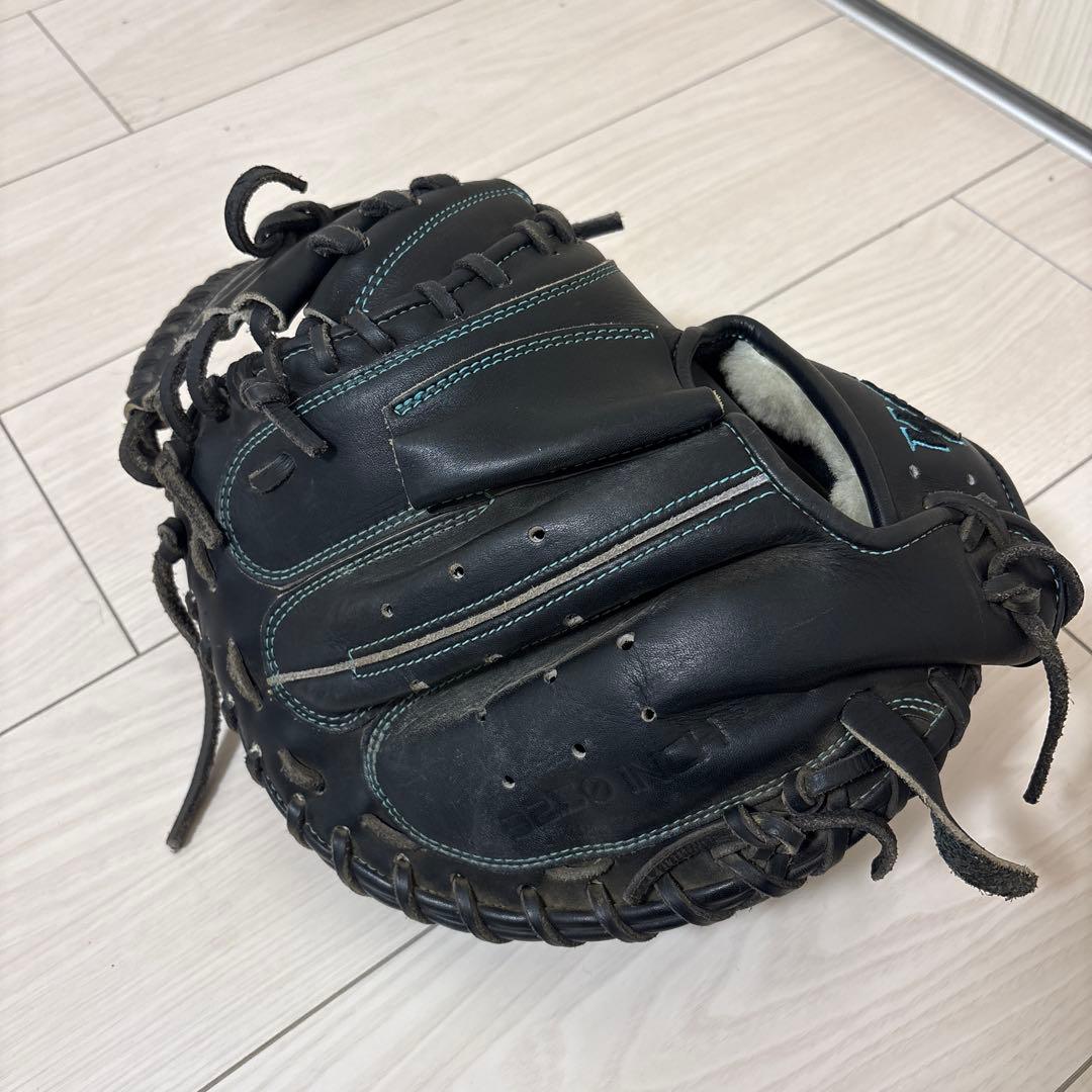 ヤバイ ブラック 軟式グローブ