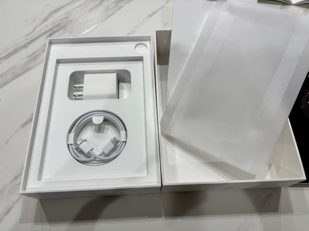 iPad mini6 第6世代　スターライト　64gb Wi-Fi