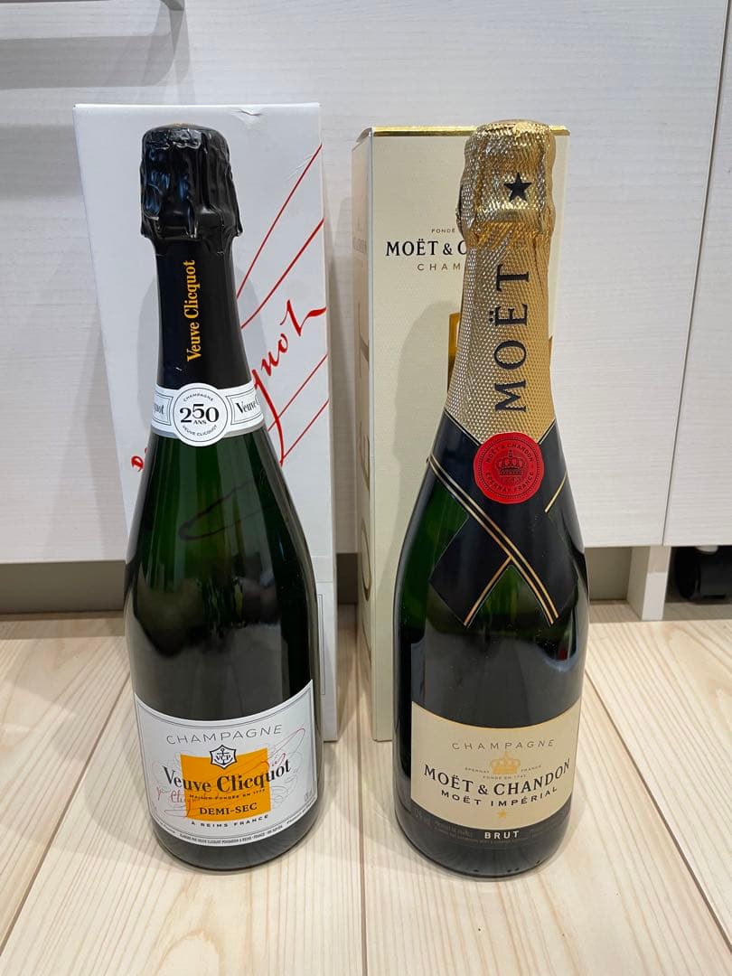 ヴーヴ・クリコ ドゥミ・セック & モエ・エ・シャンドン ブリュット セット